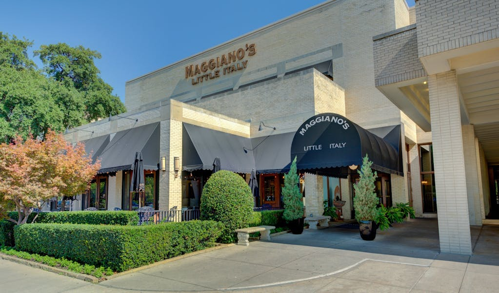 Exterior of Northpark Maggiano's Location in Dallas, Texas